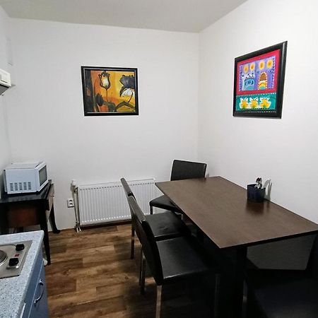 Apartments Gato Karlovy Vary Dalovice Zewnętrze zdjęcie