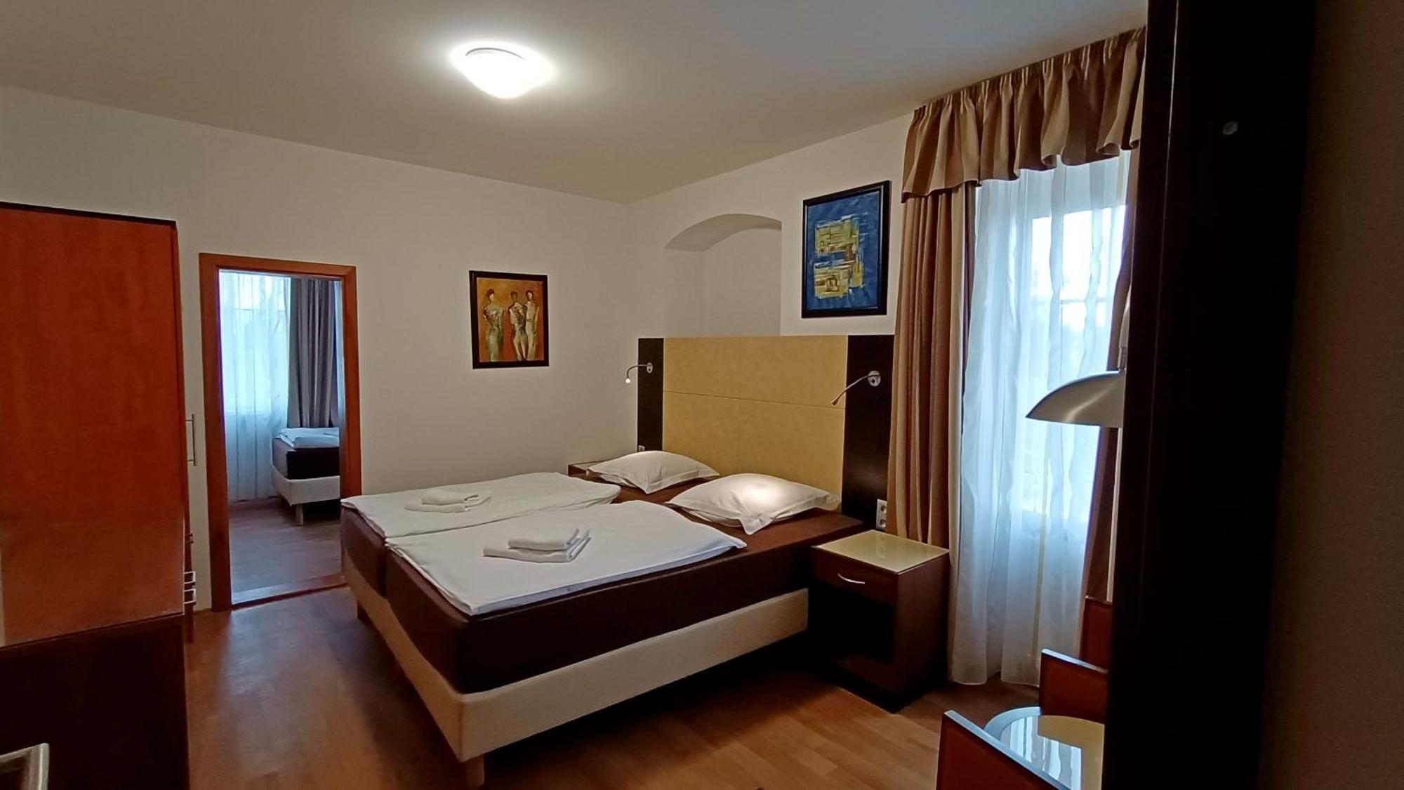Apartments Gato Karlovy Vary Dalovice Zewnętrze zdjęcie