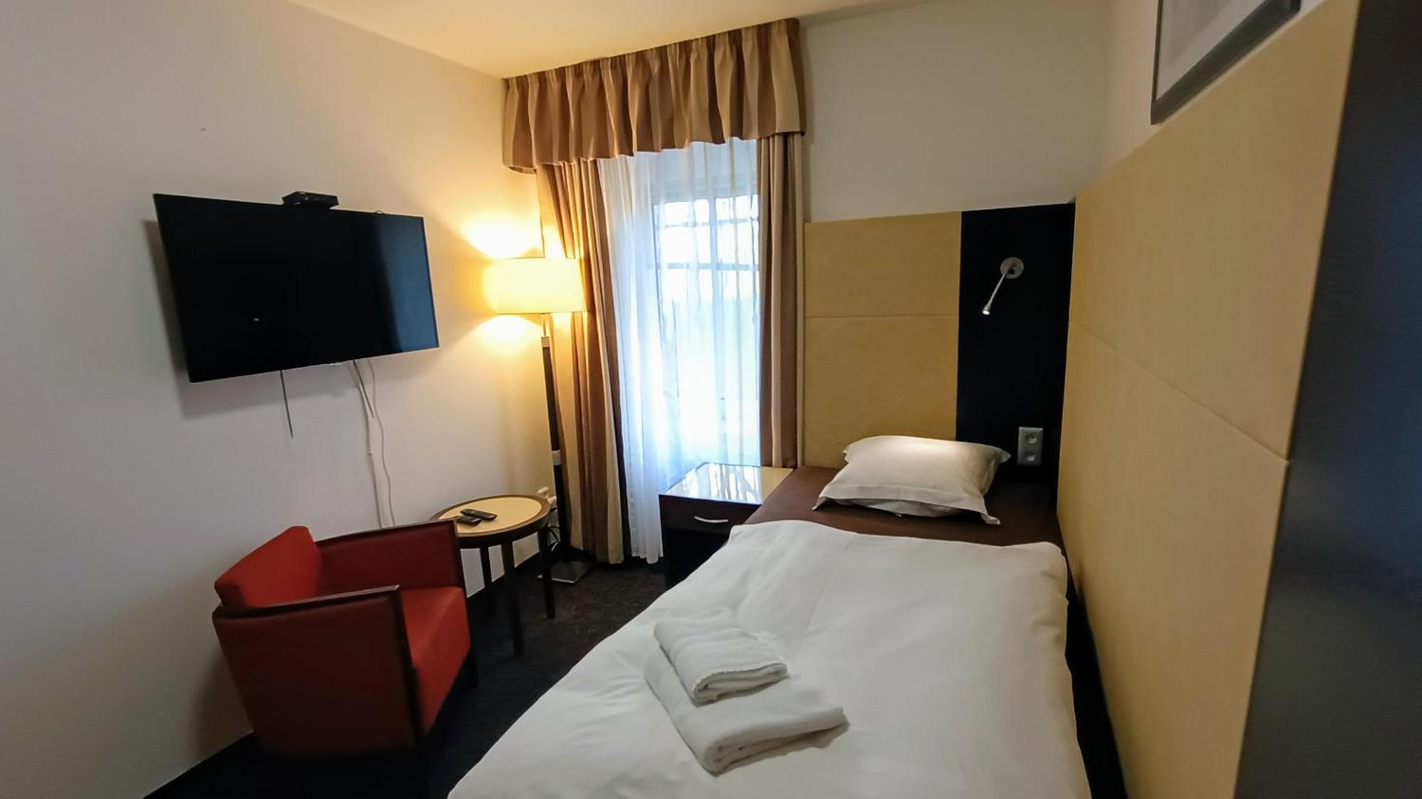 Apartments Gato Karlovy Vary Dalovice Zewnętrze zdjęcie